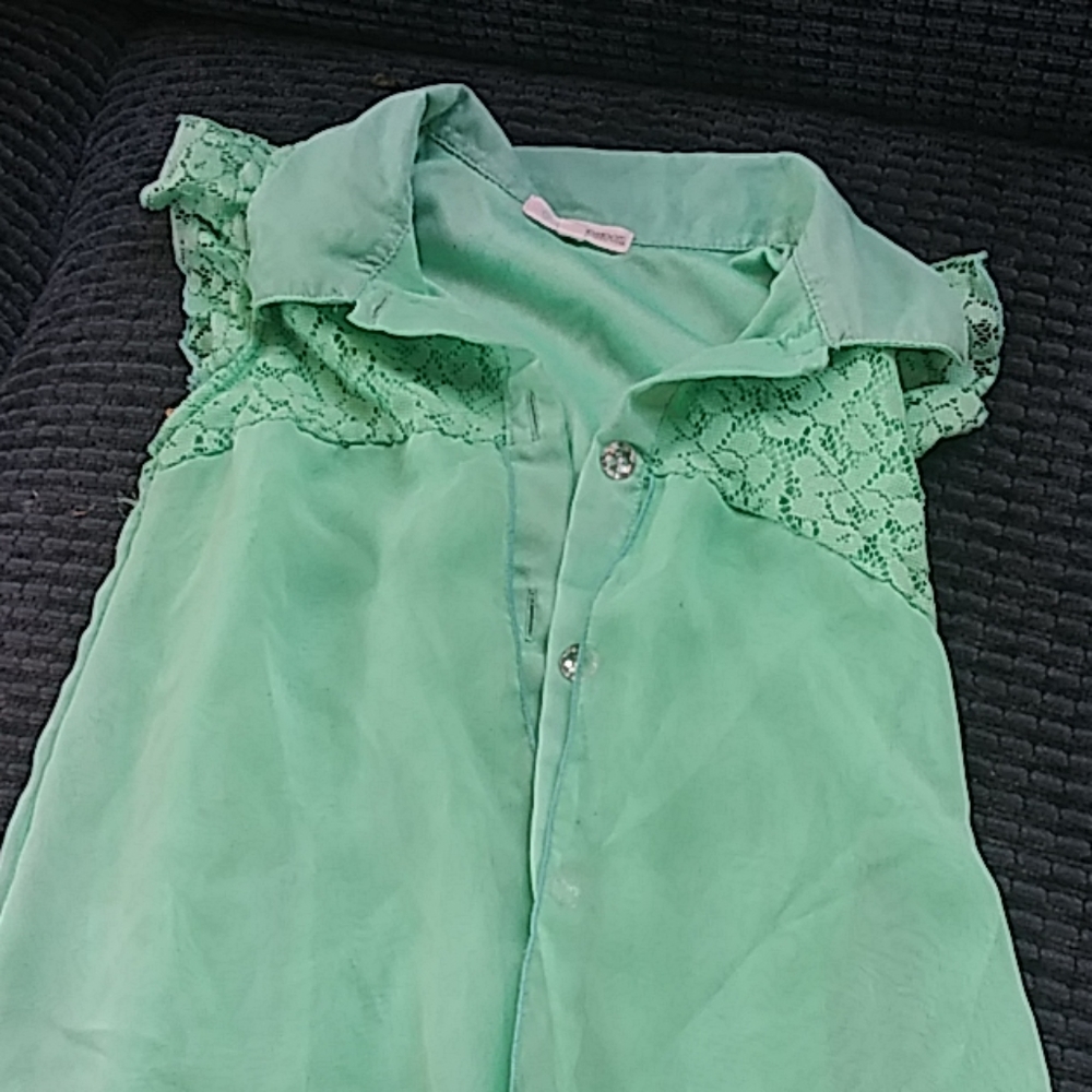 Girls shirt